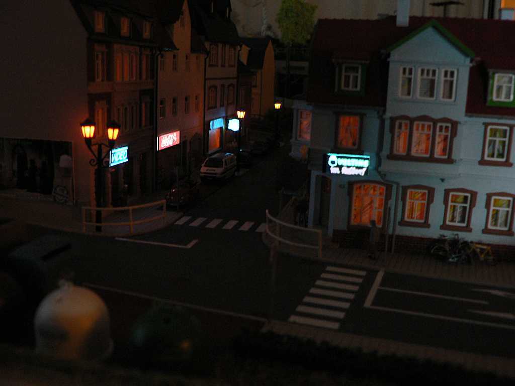 Hagenau - Einkaufsstrasse bei Nacht  (2005)