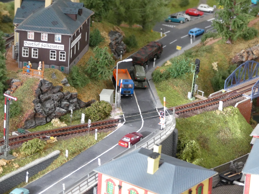 Nebenstrecke - Bahnübergang 2022