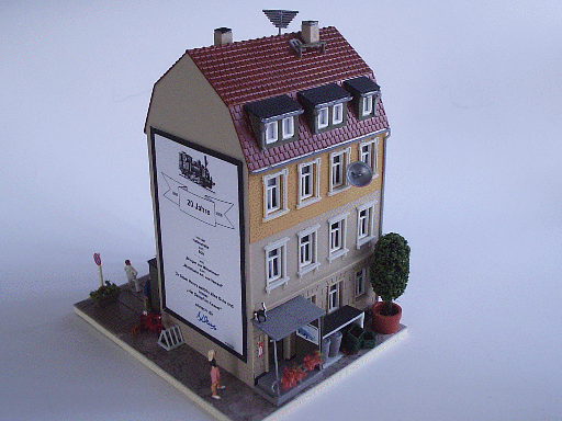 Auhagen Stadthaus als Geschenk - Rückseite