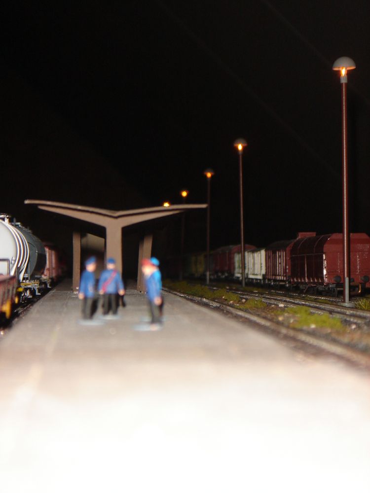 188 Güterverkehr bei Nacht
