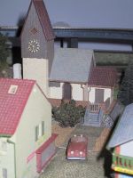08 Kirche im Dorf